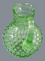 "Csöcsös" kancsó. XIX. sz. hutaüveg, anyagában színezett, hibátlan m: 24 cm