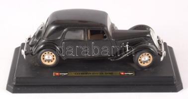 Burago Citroen 15CV TA 1938 fém autó makett, Egy lámpa letört 20 cm