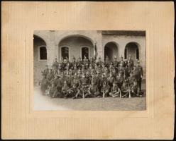 cca 1930 Levente csapat csoportképe kartonon 20x26 cm