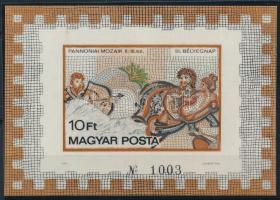 1978 Bélyegnap (51.) - Pannóniai mozaikok vágott blokk (25.000)