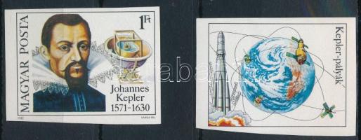 1980 Johannes Kepler vágott bélyeg különálló szelvénnyel (3.000)