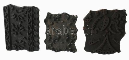 19. sz. második fele, 4 darab kékfestő nyomódúc, 20x19 cm alatt