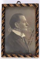 1909 Paul Schmedes (1869-1930) énekes autográf dedikált fotója. Üvegezett keretben 9x14 cm