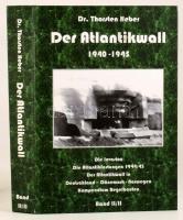 Thorsten Heber: Der Atlantikwall 1940-1945. Die Befestigung der Küsten West- und Nordeuropas im Spannungsfeld nationalsozialistischer Kriegführung und Ideologie. Band II/II. Die Invasion. Die Atlantikfestungen 1944-1945. Der Atalntikwall in Deutschland - Dänemark - Norwegen. Kompendium Regelbauten. Statistischer Anhang. Norderstedt, 2008, Thorsten Heber, 504 p. Német nyelven. Fekete-fehér képanyaggal illusztrált. Kiadói kartonált papírkötés.