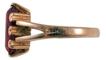 Szoliter gyűrű szintetikus rubinnal 14K jelzett br 5,19 g m: 51