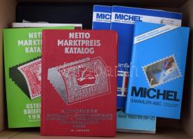 9 db régi katalógus / szakirodalom, közte Michelek + bekötött Filatéliai Szemle 1965-1967