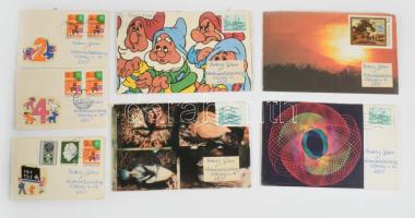 1983 Iskolás gyerekek közötti levelezés, 53 db levél, közte mesefigurás és színes képekkel illusztrá...