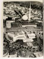 Raymond Loewy: Pioneer of American Industrial Design. Hrsg. von Angela Schönberger. München, 1990, P...