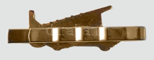 Tűzoltóautós vintage nyakkendőtű, h: 6 cm