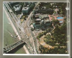 Budapest Plein Air. (Tímár Péter fotóművész légifotó-albuma.) [Dedikált.]
Budapest, (1998). (Intera...