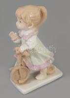 Bicikliző kisgyermek figura pár, jelzés nélkül, hibátlan, m: 10,5 cm