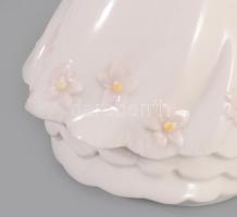 The Leonardo Collection furulyázó gyermek szobor, jelzett, hibátlan, m: 13 cm