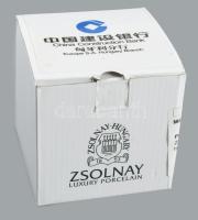 Zsolnay porcleán kis váza. Kézzel festett, jelzett, hibátlan 8 cm Eredeti dobozzal, leírással