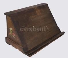 1940 Datált, festett könyvtartó, könyvolvasó, kissé laza résszel, 27x13 cm