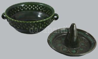 Antik csirkesütő és tál, Dél-Alföld, 20. sz. első fele, kis mázhibával, d: 31 cm alatt