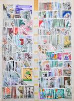 Japán, Kanada, Kuba, Mexikó, Szingapúr, Új-Zéland, USA stb., kb 13-15.000 db bélyeg régi 16 lapos na...