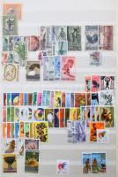 Fiji, Francia gyarmatok, Új-Zéland, Samoa, Tonga stb. összeállítások A4-es berakóban, szép anyag!!