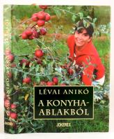 Lévai Anikó: A konyhaablakból. A szerző, Lévai Anikó (1963-) jogász, vállalkozó, Orbán Viktor felesége által dedikált példány! Bp., 2007, Jokerex, 272 p. Kiadói kartonált papírkötés, kiadói papír védőborítóban.