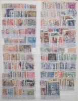 Lengyelország 1919-1990 sok példányos készlet, benne több ezer db bélyeg, nagy berakóban