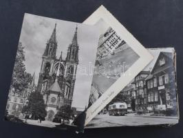 Kb. 98 db MODERN külföldi város képeslap / Cca. 98 modern foreign town postcards
