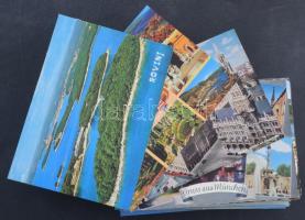 Kb. 100 db MODERN postatiszta külföldi város képeslap / Cca. 100 modern foreign town postcards