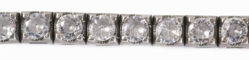 Ezüst (Ag) karkötő, kövekkel kirakva, h. 16 cm, bruttó 8,2g