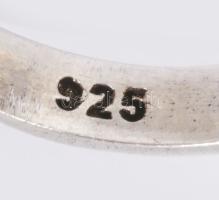 Ezüst (Ag) gyűrű szintetikus rubinnal, állítható méret, jelzett, bruttó 13,5g