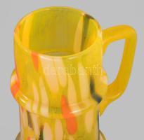 Iparművész színezett üveg korsó, jelzés nélkül, hibátlan, m: 21,5 cm