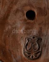 Kőfalvi Gyula (1920-1986): Anya gyermekével. Jelzett, engóbozott kerámia, m: 34 cm