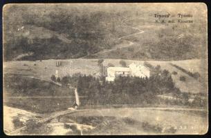 1914 Trnovo, osztrák-magyar katonai laktanyát ábrázoló képeslap, hátoldalán Karsay Imre hadnagy, a m. kir. nagyváradi 4. népfölkelő parancsnokság III. hadtápzászlóalj tagjának levelével, tábori postaként elküldve, 9x14 cm