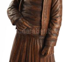 Németalföldi kereskedő. faragott fa szobor. XIX. sz vége Kalapján kis sérüléssel 34 cm