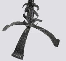 Kovácsoltvas álló gyertyatartó 67 cm + hozzá gyertya