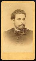 cca 1880 Férfiportré, keményhátú fotó Borsos József pesti műterméből, 10,5×6,5 cm