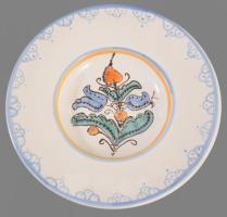 Virágmintás dísztál, jelzett, hibátlan, d: 21,5 cm