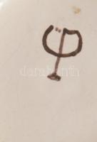 Virágmintás dísztál, jelzett, hibátlan, d: 21,5 cm