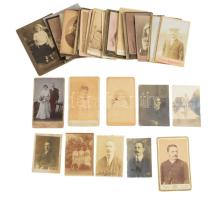 38 db vegyes keményhátú fotó, főként 10,5×6,5 cm