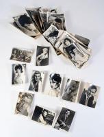 Vegyes magyar és külföldi színészeket, énekeseket, zenészeket ábrázoló fotók (Anita Ekberg, Brigitte Bardot, Roger Moore, Frank Sinatra, stb.), összesen kb. 60-70 db, vegyes méretben és állapotban