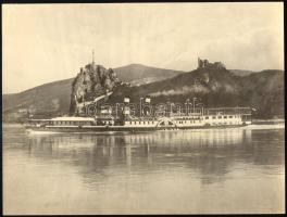 cca 1930 Szent István folyami gőzös Dévénynél, papírkép, 20×26 cm