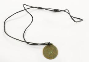 Szerecsenfejes bross. Zománc, aranyozott 40x23 mm