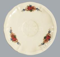 Sarreguemines Obernai 28 részes szervírozó összeállítás, jelzett, közte 1-1 sérüléssel, repedéssel, ...