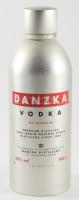 Danzka dán vodka, 1l, 40%, fém palackban, bontatlan.