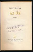 Szabó Magda: Az őz. ALÁÍRT! Bp., 1963, Szépirodalmi. Félvászon kötés, kissé kopottas állapotban