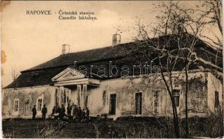 1938 Rapp, Rapovce; Csendőr laktanya. Kovácsik Barna kiadása / Cetnická stanica / gendarme barracks + "IPOLYTARNÓC-BALASSAGYARMAT 235." vasúti mozgóposta (fl)