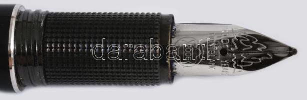 Montblanc Soulmakers Fountain Pen For 100 Years Starwalker töltőtoll, EN2534333 sorszámmal, h: 14 cm