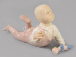 1959 Royal dux: kisgyermek babával. Porcelán, jelzett, hibátlan 15 cm
