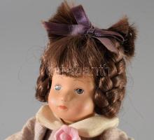 Porcleán baba. ca 1950 szép állapotban 20 cm