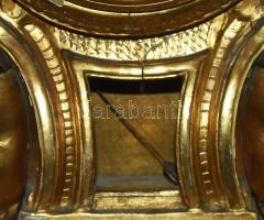 Nagy méretű empire kandallóóra. XIX. sz. eleje. Franciaország faragott fa test, festett, mechanikája...