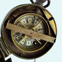 cca 1890-1910 Bécsi bakteróra / járőr óra, bőr tokjával, fogója javított, kulccsal, működik