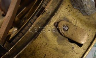 cca 1890-1910 Bécsi bakteróra / járőr óra, bőr tokjával, fogója javított, kulccsal, működik