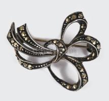 cca 1920/30 Ezüst (Ag) bross, markazit kövekkel, 835 ezrelékes ezüst, bruttó 3,55g